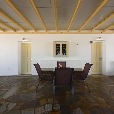 Sea Breeze Paros Appartement Alikí