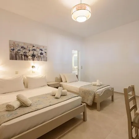Sea Breeze Paros *