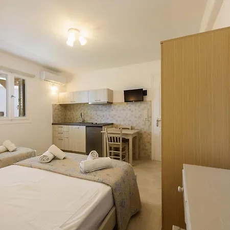Sea Breeze Paros Appartement *