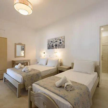 Sea Breeze Paros شقة