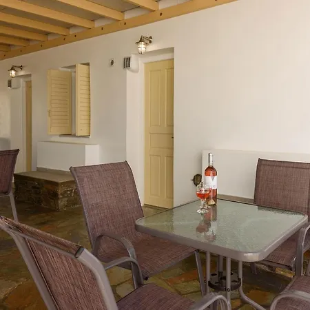 Sea Breeze Paros شقة