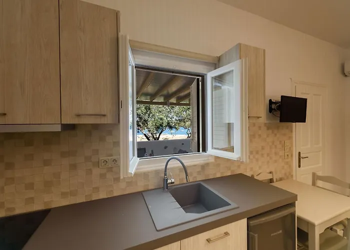 Sea Breeze Paros Appartement Alikí