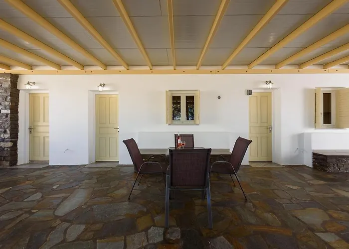 Sea Breeze Paros 公寓 Alikí